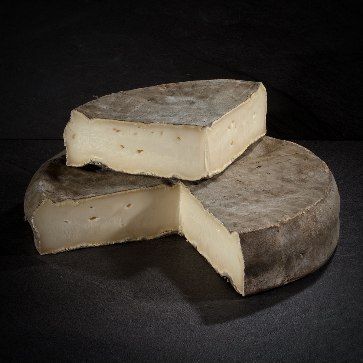 Saint-Nectaire Fermier AOP – Tradition & Terroir d’Auvergne